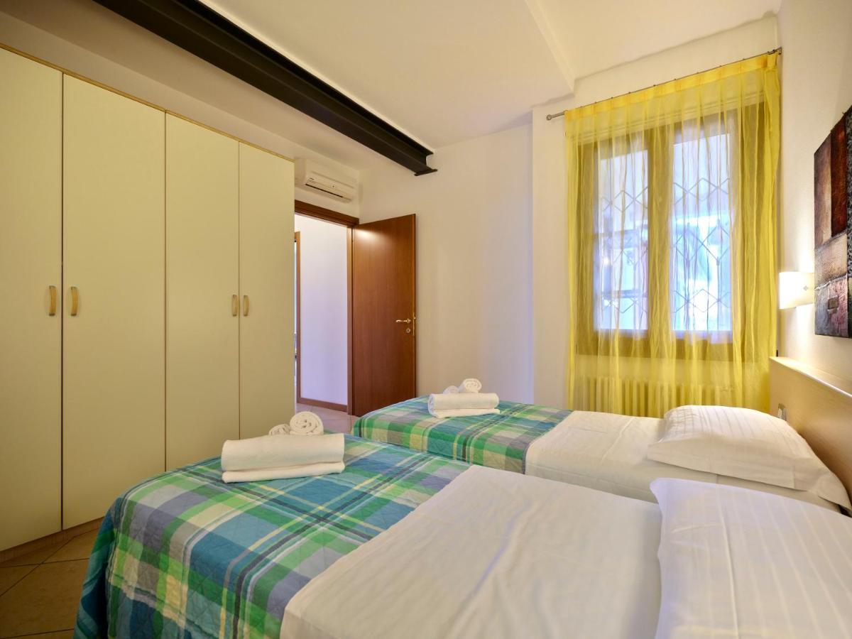 Apartmentsgarda - Canevini Residence Torri Del Benaco Buitenkant foto