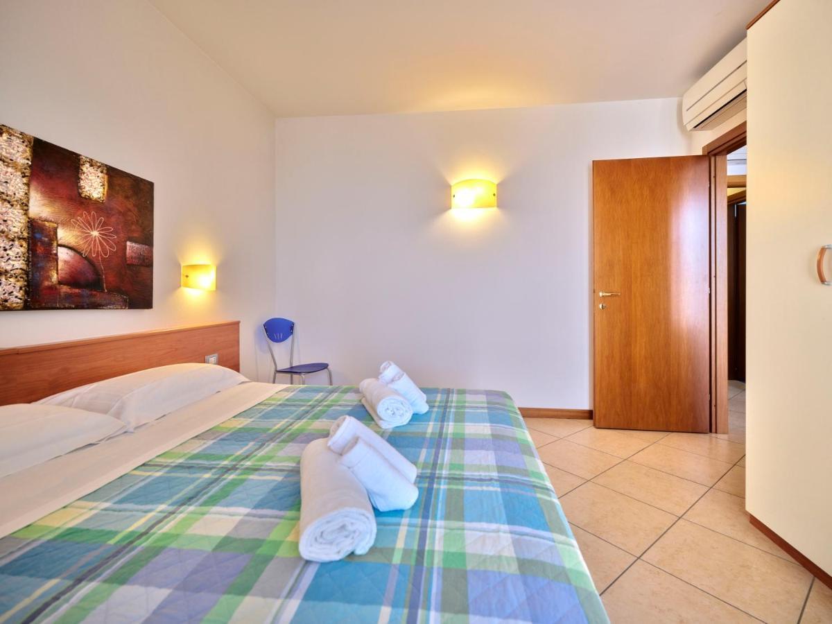 Apartmentsgarda - Canevini Residence Torri Del Benaco Buitenkant foto