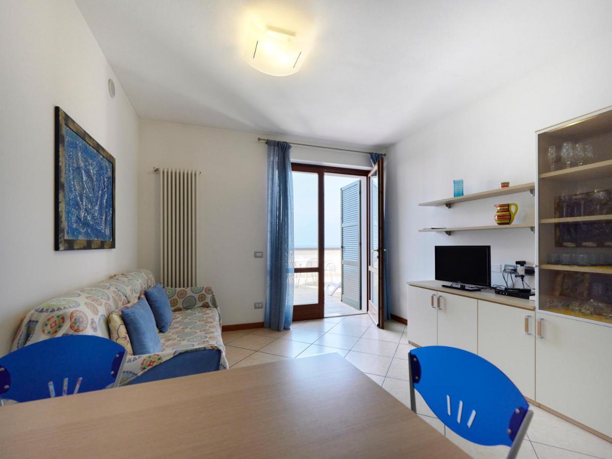 Apartmentsgarda - Canevini Residence Torri Del Benaco Buitenkant foto